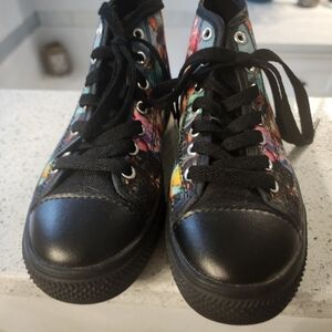 Custom NEW NEVER WORN fortnite high top sneakers